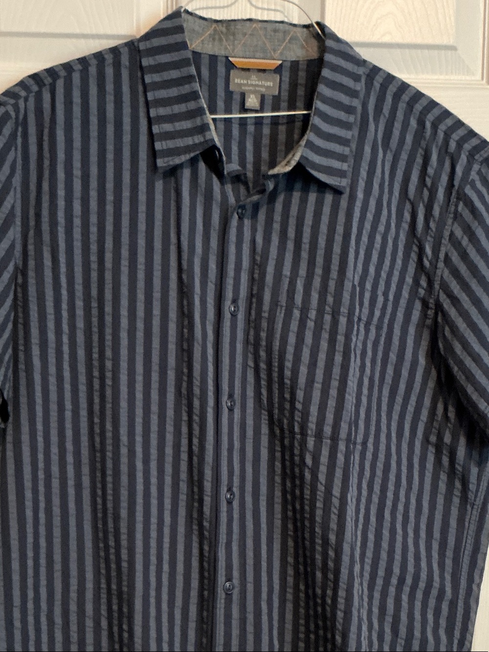 L.L. Bean Men's Navy and Gray Vertical Stripe Short-Sleeve Button-Down Shirt